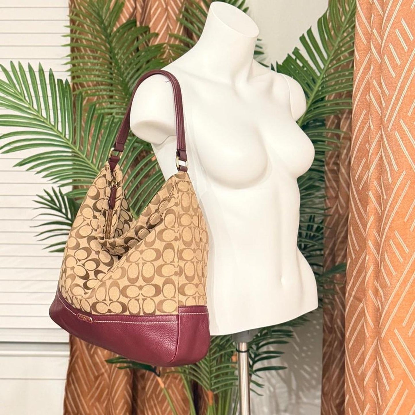Coach Signature Jacquard Hobo Bag Khaki Purple Leather Shoulder Pursehobo bag