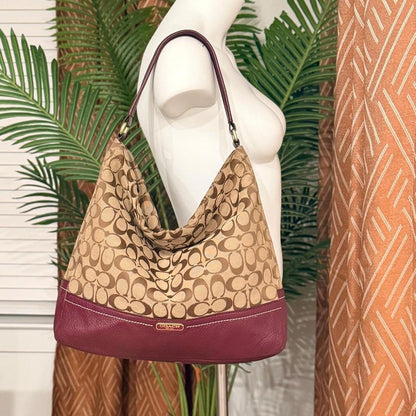 Coach Signature Jacquard Hobo Bag Khaki Purple Leather Shoulder Pursehobo bag